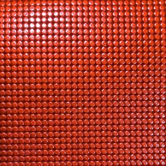 Fendi Vibrant Vintage Red Textured Wallet - Picture 3 of 16